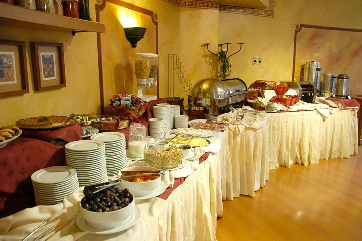 Hotel Leonardo Da Vinci Сантяго Екстериор снимка